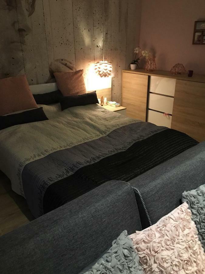 Hunyadi Apartman Szekszard Bagian luar foto